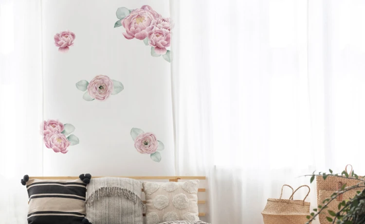 peonie-naklejka-na-sciane-kwiaty-rozowe-pudrowy-roz-rustykalne-w-pokoju