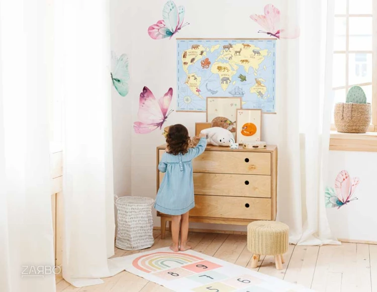 motyle-pastelowe-akwarelowe-na-sciane-naklejki-scenne-mapa-montessori-spiace-zwierzaki-plakat-sarenka-lisek